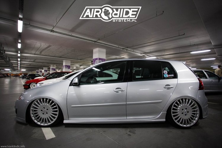 VW Golf 5 - airRIDE-System - MAPET-TUNING GROUP