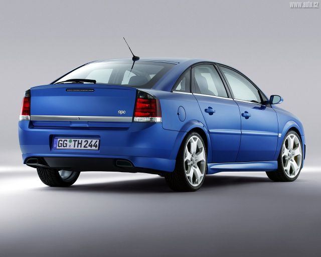 Opel OPC przed.jpg