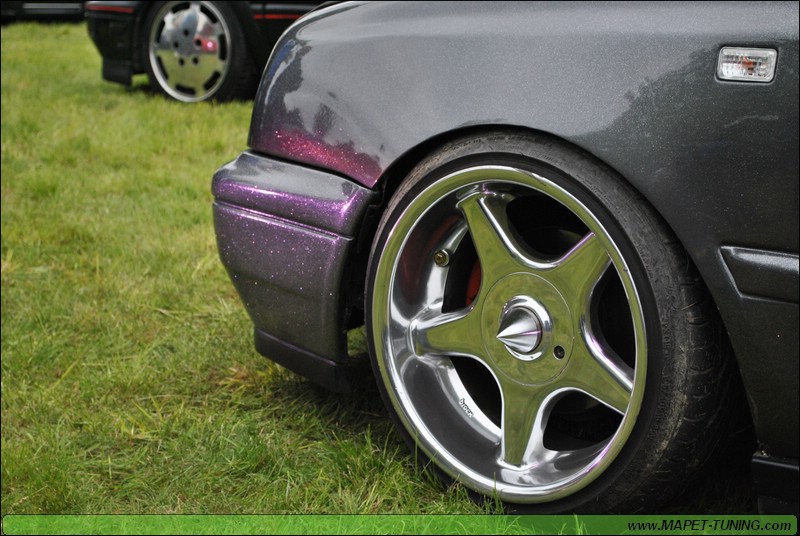 VAG 220.jpg