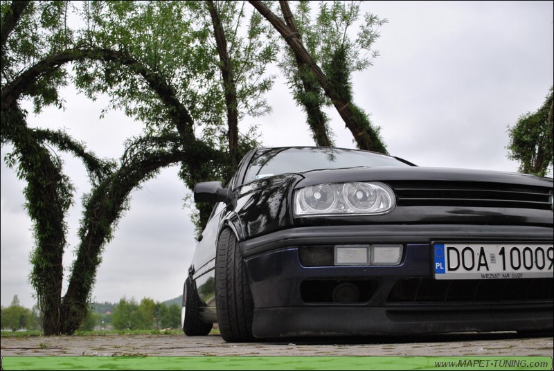 VAG 360.jpg