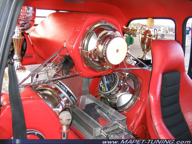 Fiat 126 Maluch (04).JPG