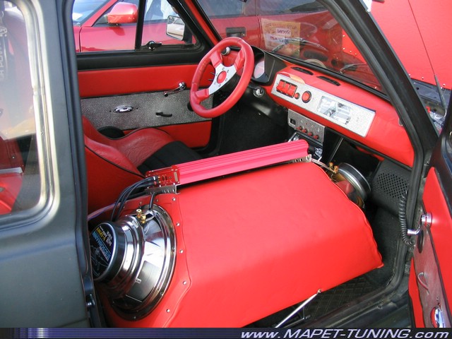 Fiat 126 Maluch (05).JPG