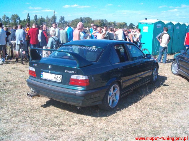 bmw2.jpg