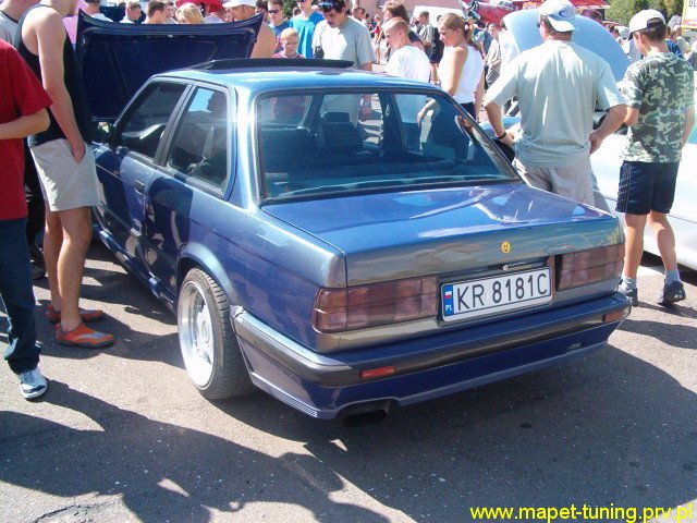 bmw8.jpg