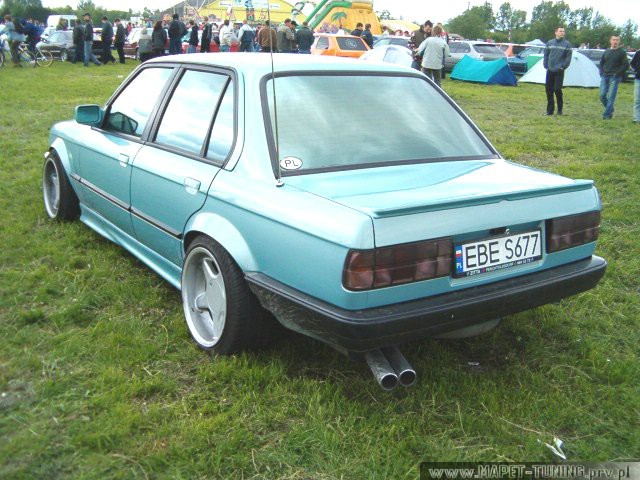 bmw_3.jpg